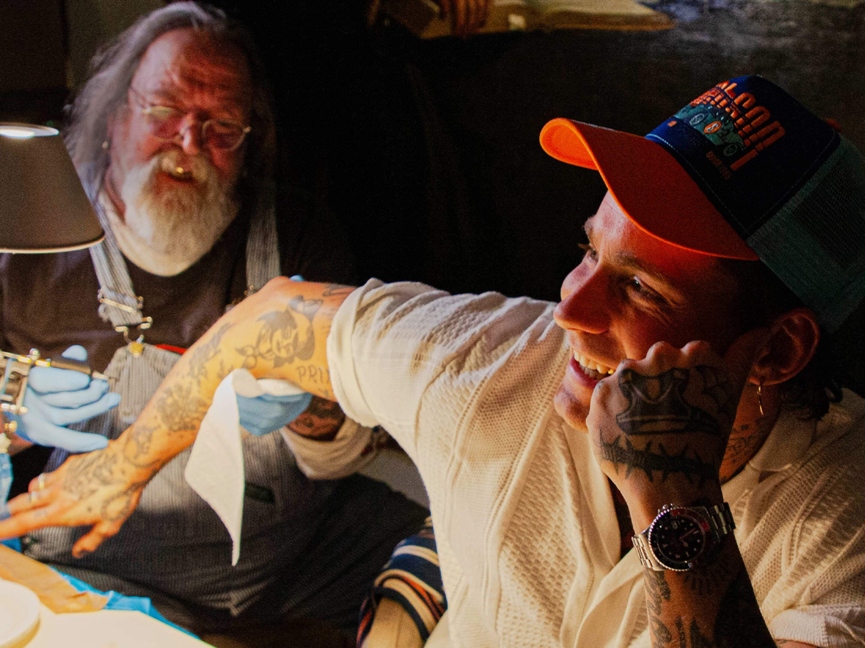Mini-expo: Koopman met tattoo